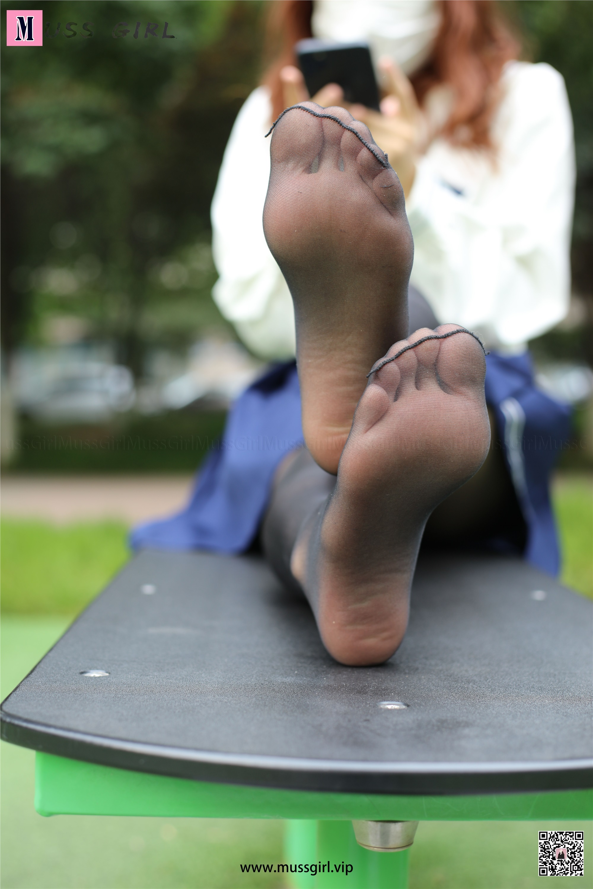 MussGirl慕丝女郎  NO.216 草地JK制服黑丝4